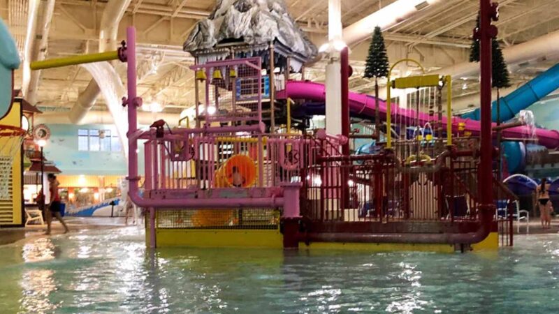 12 Largest Indoor Water Parks in the US [Update 2024]