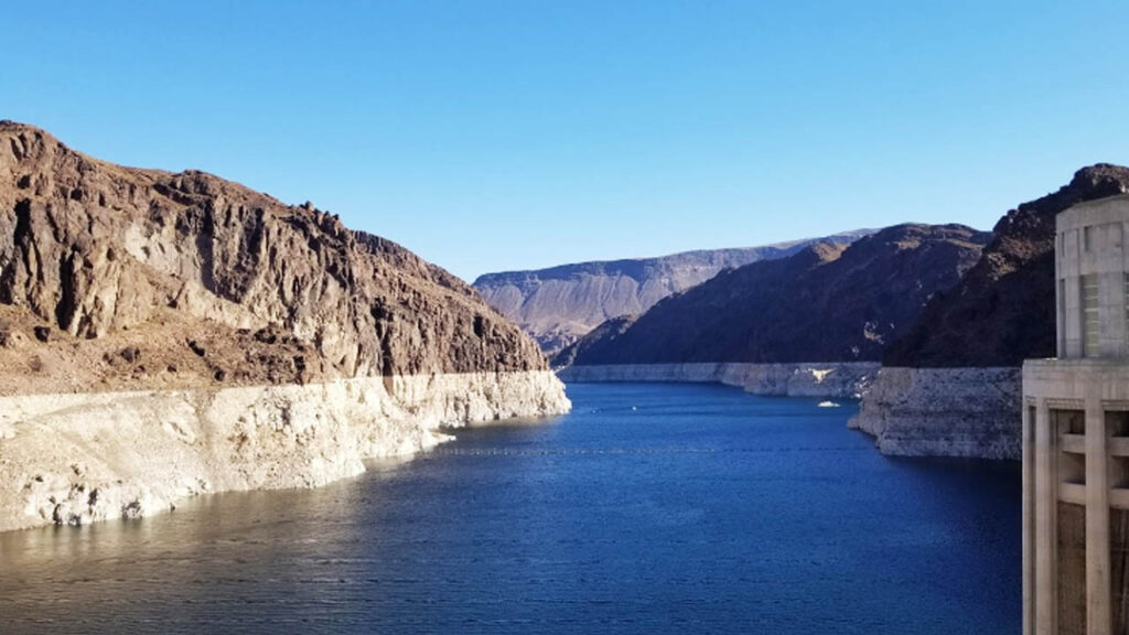 Lake Mead is on the top of largest man made lakes in the US 