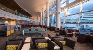 15 Best Airport Lounges in the US [Update 2022]