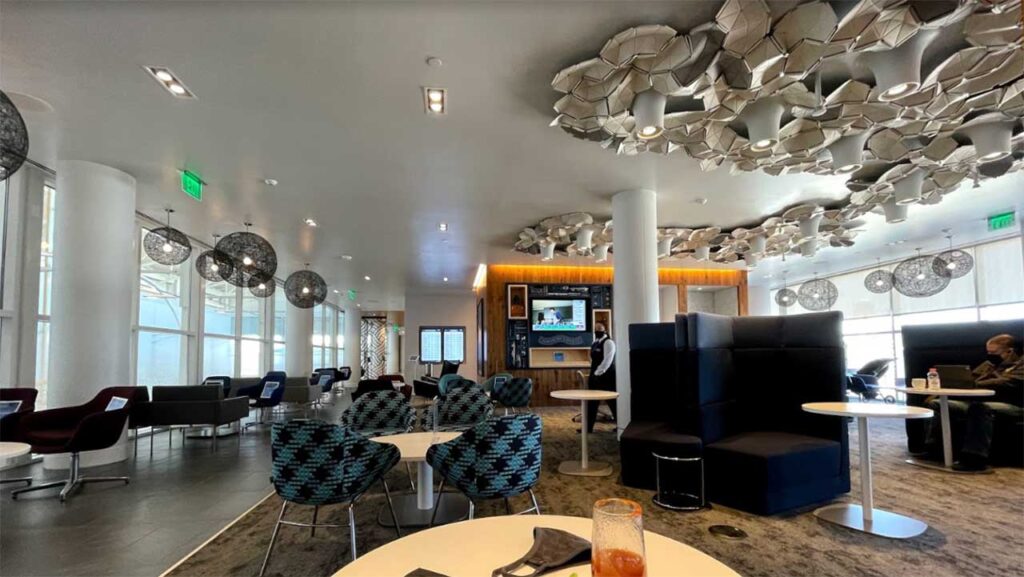 centurion lounge charlotte review