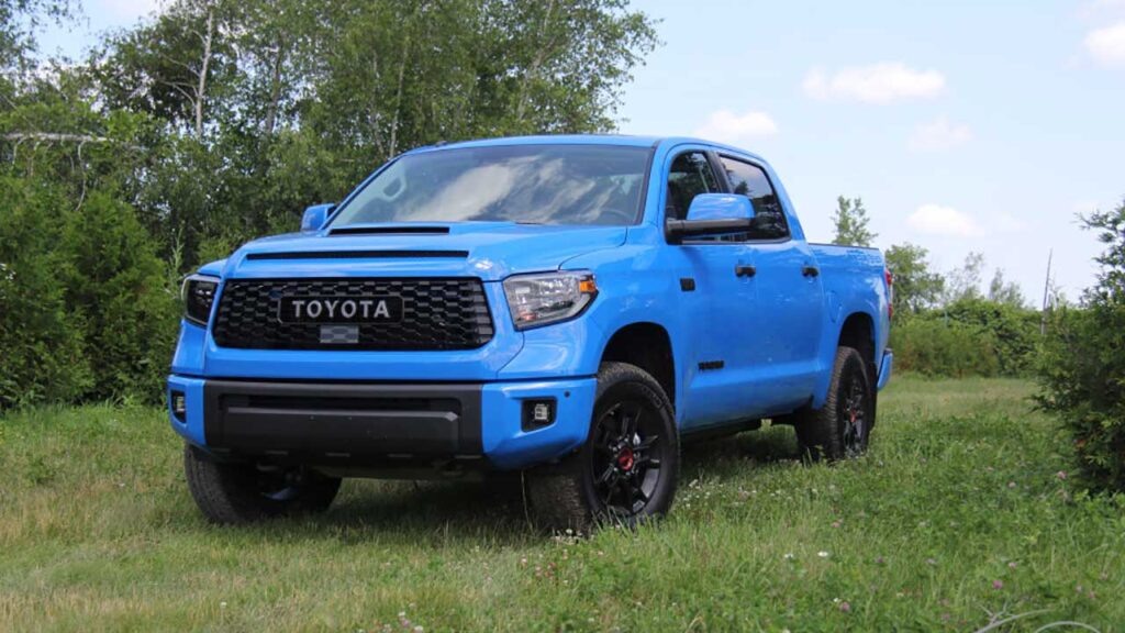 15 Best Selling Trucks in America [Update 2023]