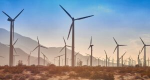 Top 12 Biggest Wind Farms in the US [Update 2022]