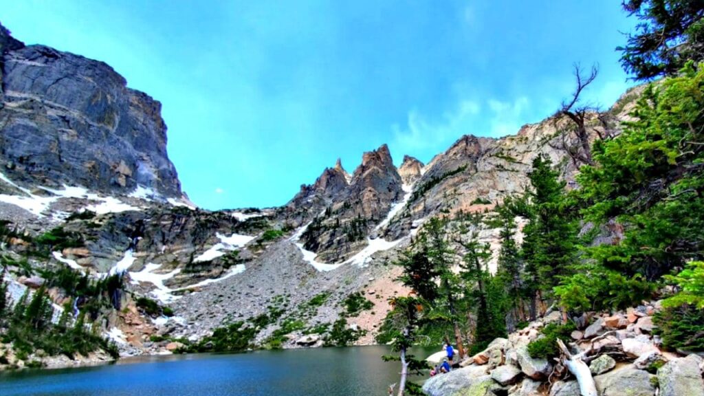 Rocky Mountain National Park is one of the best national parks in Colorado