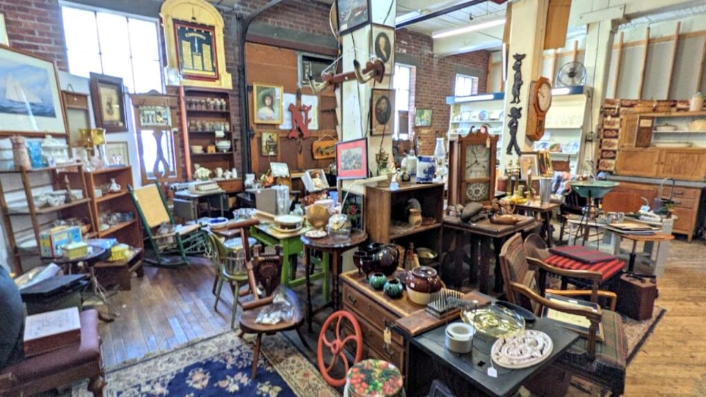 Antiques on the Farmington