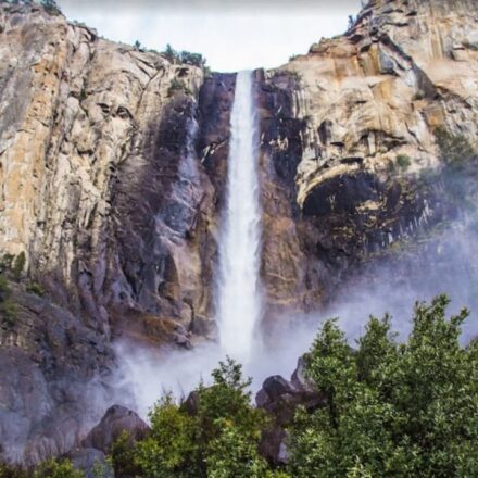 15 Best Waterfalls in California [Update 2022]