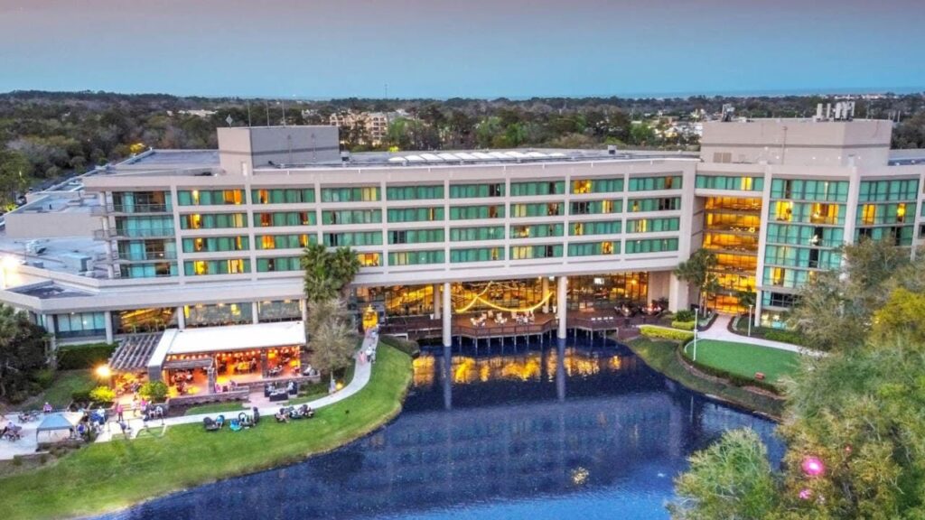Sawgrass Marriott Golf Resort & Spa is one of the best golf resorts in Florida