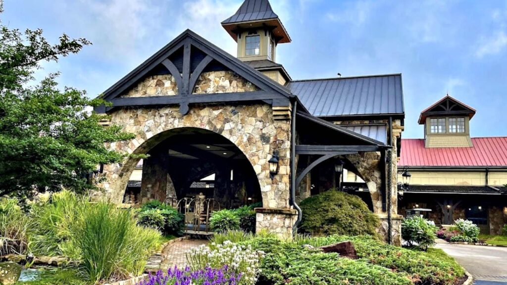 Lanier Islands Legacy Lodge