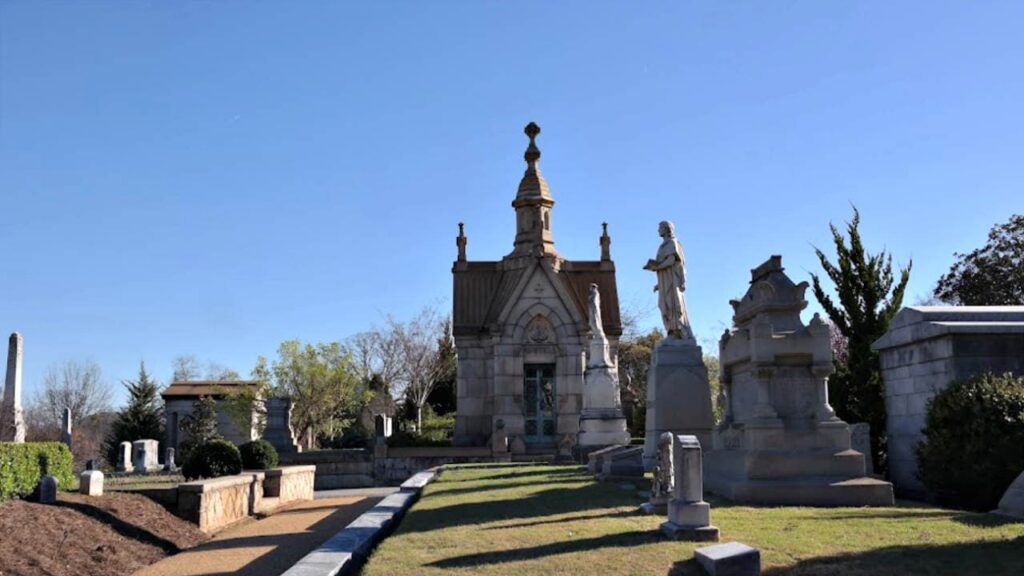 Oakland Cemetery