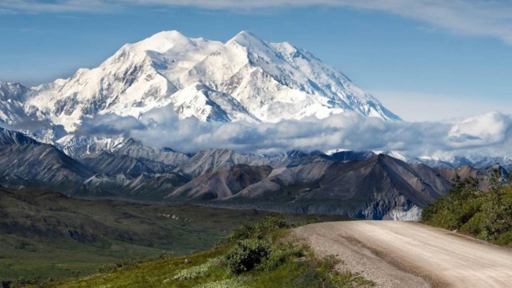 Denali National Park is one of the Most Popular Tourist Attractions in Alaska  
