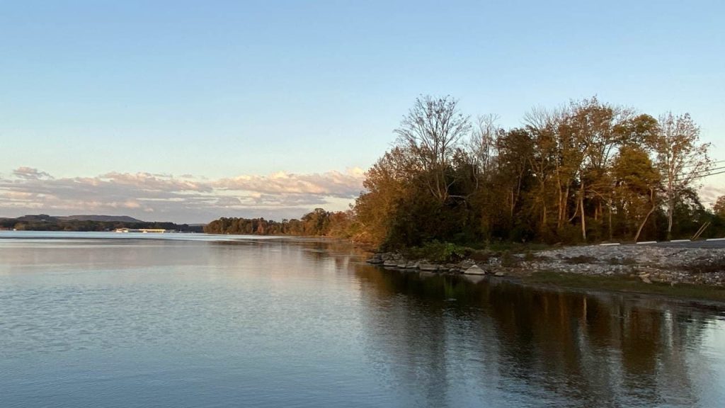 Guntersville Lake is one of the Best Lakes in Alabama.