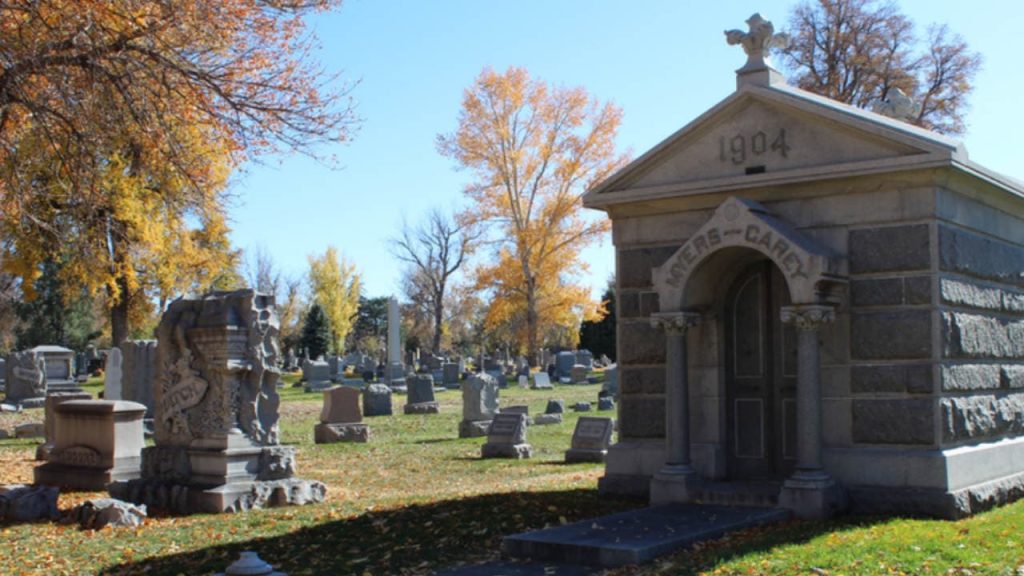 Fairmount Cemetery