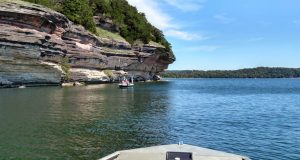 Top 12 Fishing Spots in Arkansas [Update 2022]