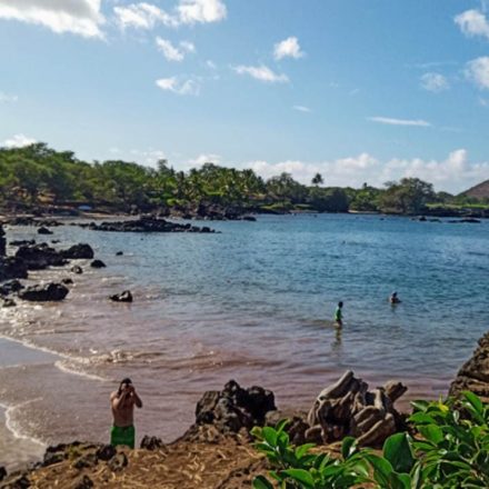 Top 10 Amazing Fishing Spots in Hawaii [Update 2022]