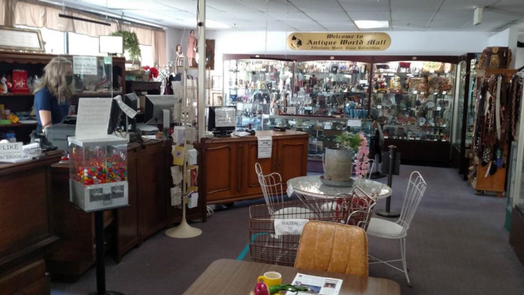 Antique World Mall and the Annex is one of the most Exclusive Antique Stores in Idaho