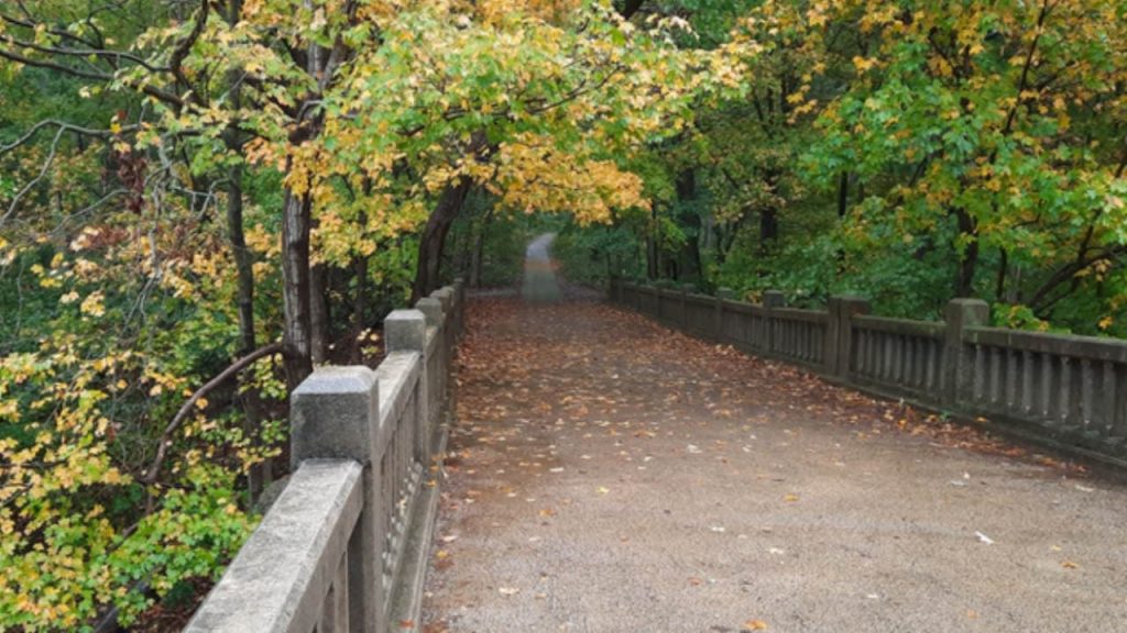 Matthiessen State Park is one of the Best Hiking Trails in Illinois