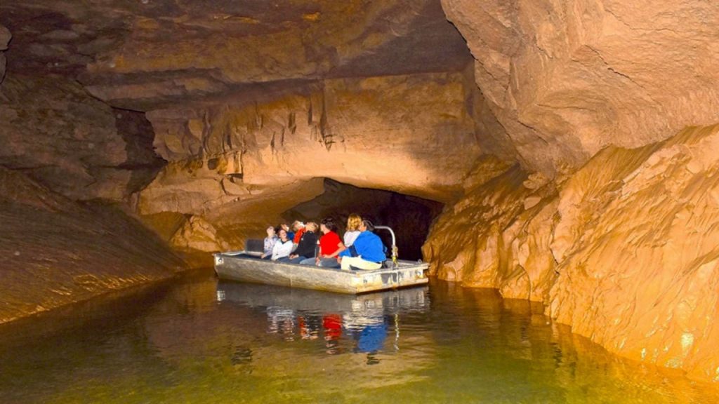 Bluespring Caverns