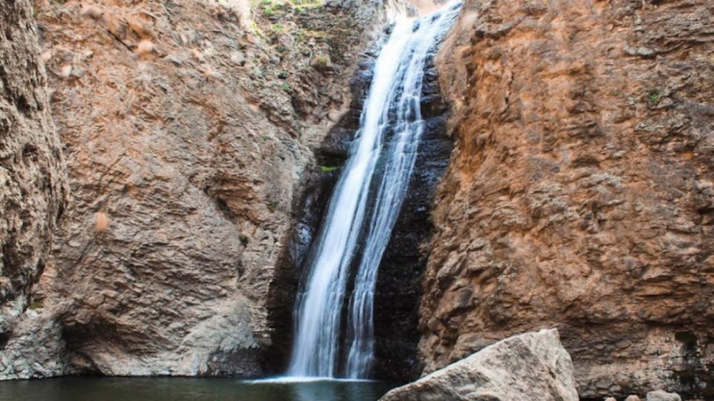 Jump Creek Falls