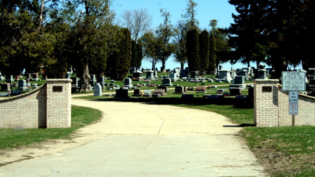 Oakwood Cemetery is one of the major cemeteries in Iowa