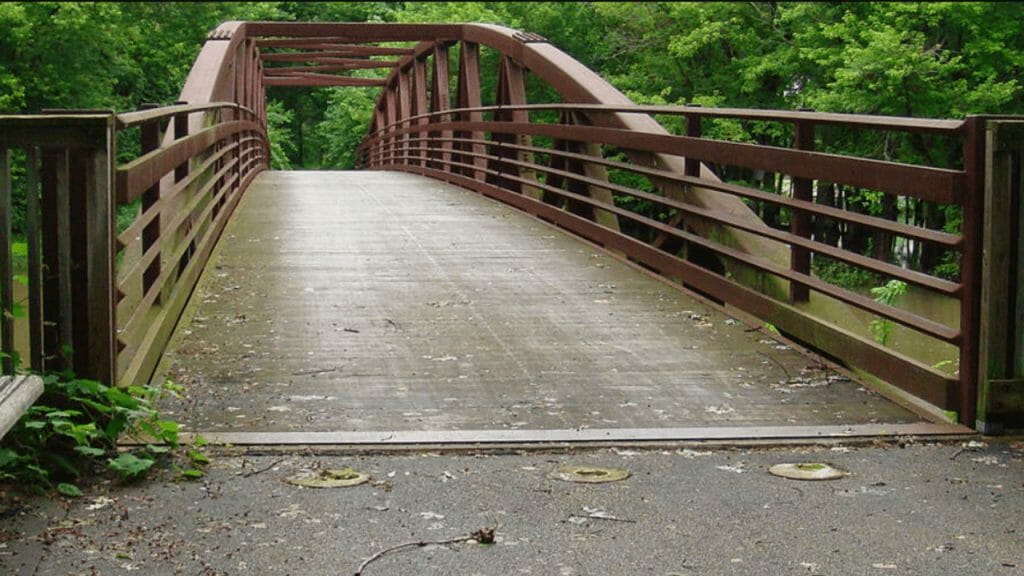 Great River Trail is one of the most wonderful bike trails in Illinois