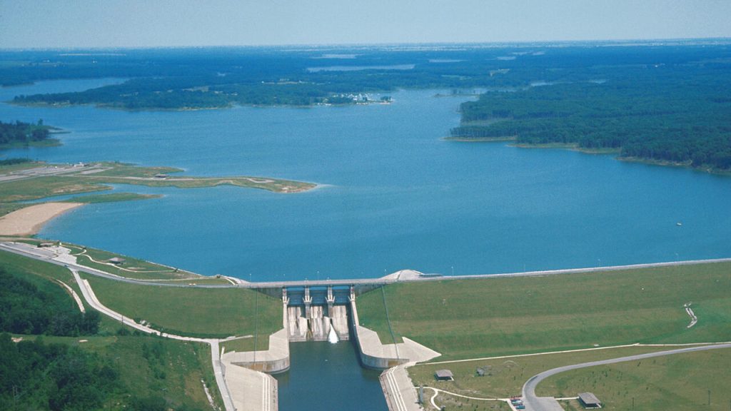 Lake Shelbyville is one of the best lakes in Illinois