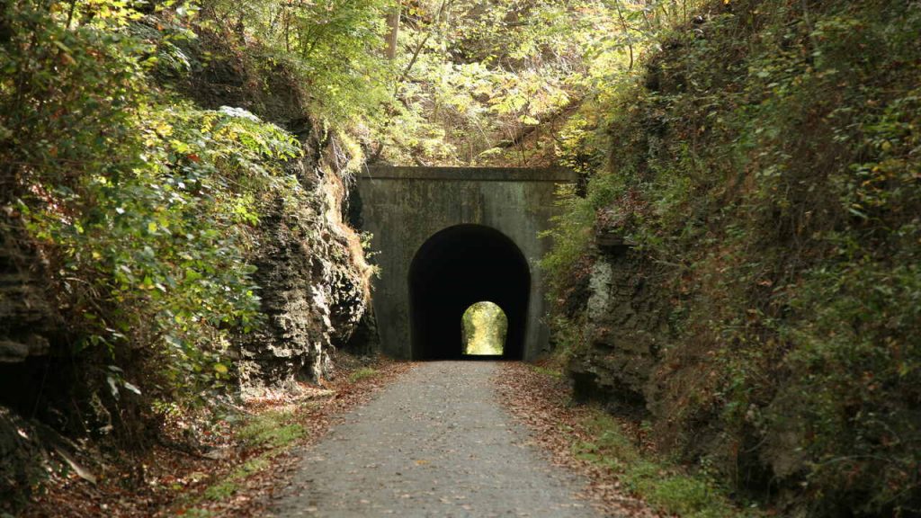 Tunnel Hill State Trail